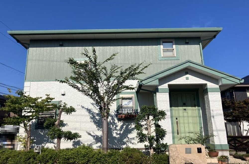 津市の外壁・屋根塗装をリペイント匠が施工した写真