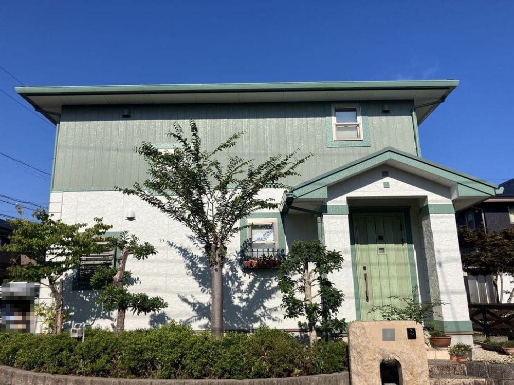 津市の外壁・屋根塗装をリペイント匠が施工した写真