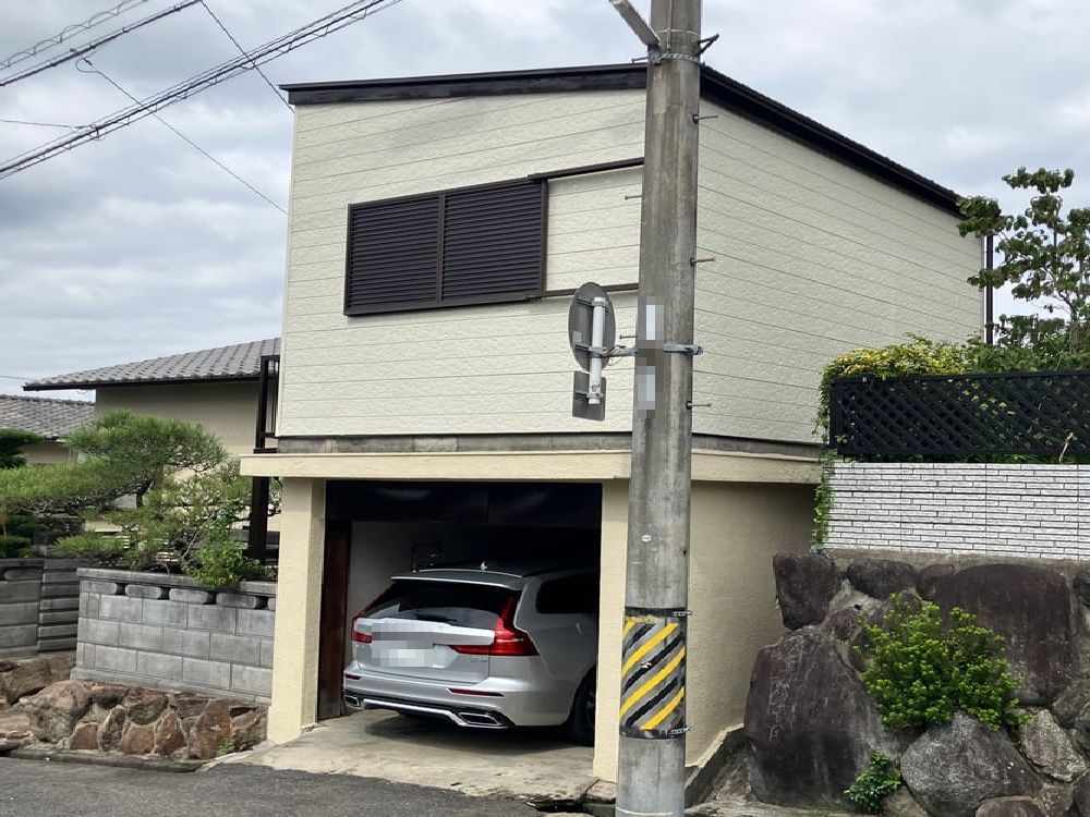 I様(名張)車庫-施工後 名張市の外壁・屋根塗装をリペイント匠が施工した写真