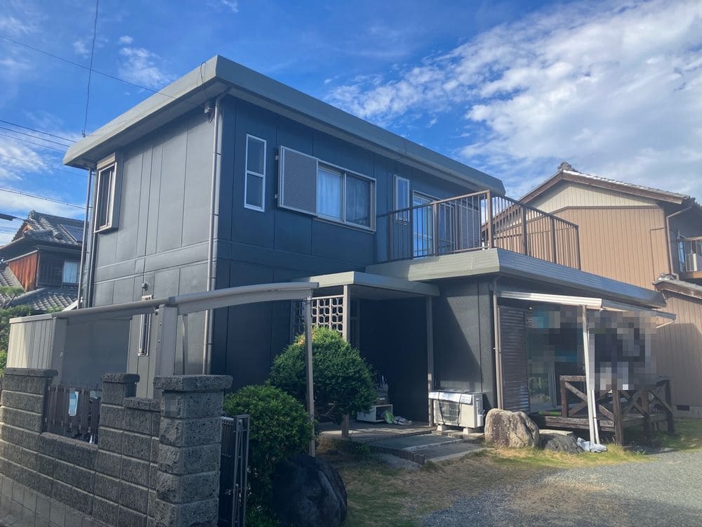鈴鹿市_K様_施工後_全体 (3) 鈴鹿市の外壁塗装、屋根塗装をリペイント匠が施工した写真