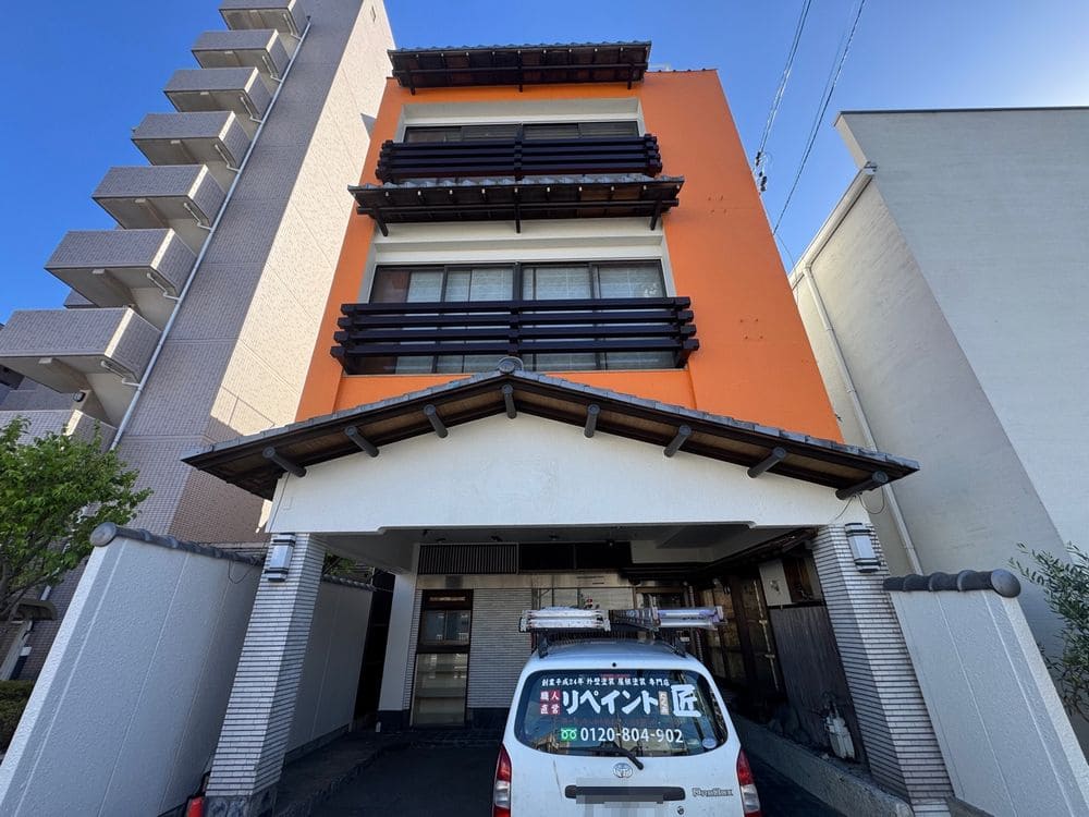 四日市市の外壁塗装をリペイント匠が施工した写真