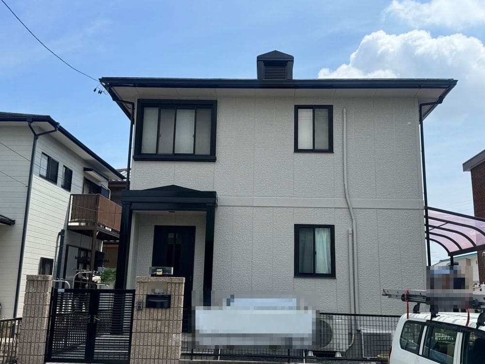 四日市市_T様_外壁全体①(施工後) 四日市市の外壁・屋根塗装をリペイント匠が施工した写真