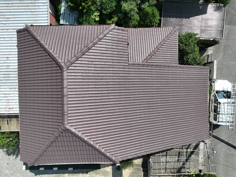 四日市市_O様_屋根全体1(施工後) 四日市市の屋根塗装をリペント匠が施工した写真