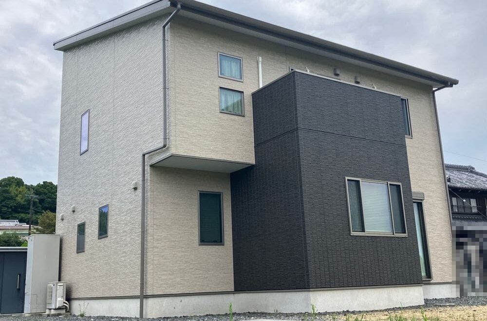 四日市市の外壁・屋根塗装をリペイント匠が施工した写真