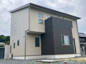 四日市市の外壁・屋根塗装をリペイント匠が施工した写真