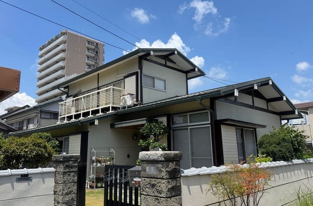 四日市市の外壁塗装をリペイント匠が施工した写真