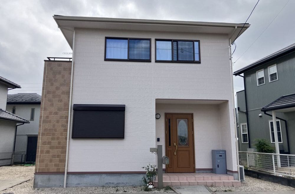 亀山市の外壁塗装をリペイント匠が施工した写真