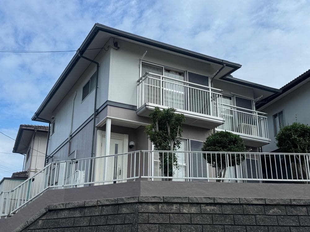 四日市市の外壁・屋根塗装をリペイント匠が施工した写真