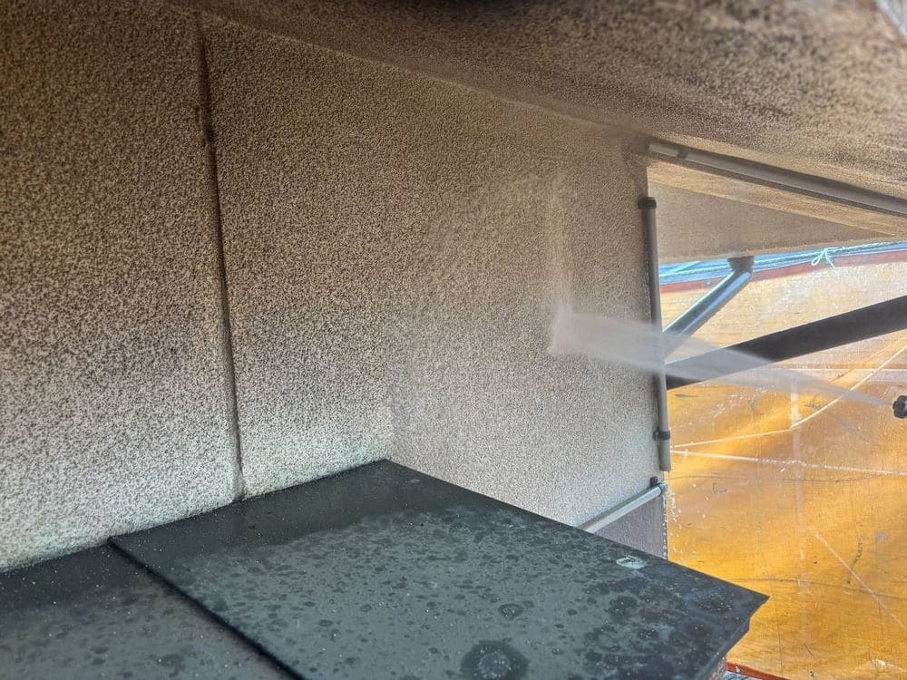 四日市市の外壁塗装をリペイント匠が施工した写真