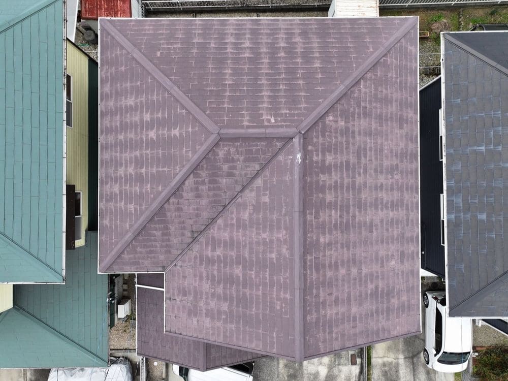 亀山市_S様_屋根 施工前 亀山市の外壁塗装、屋根塗装をリペイント匠が施工した写真