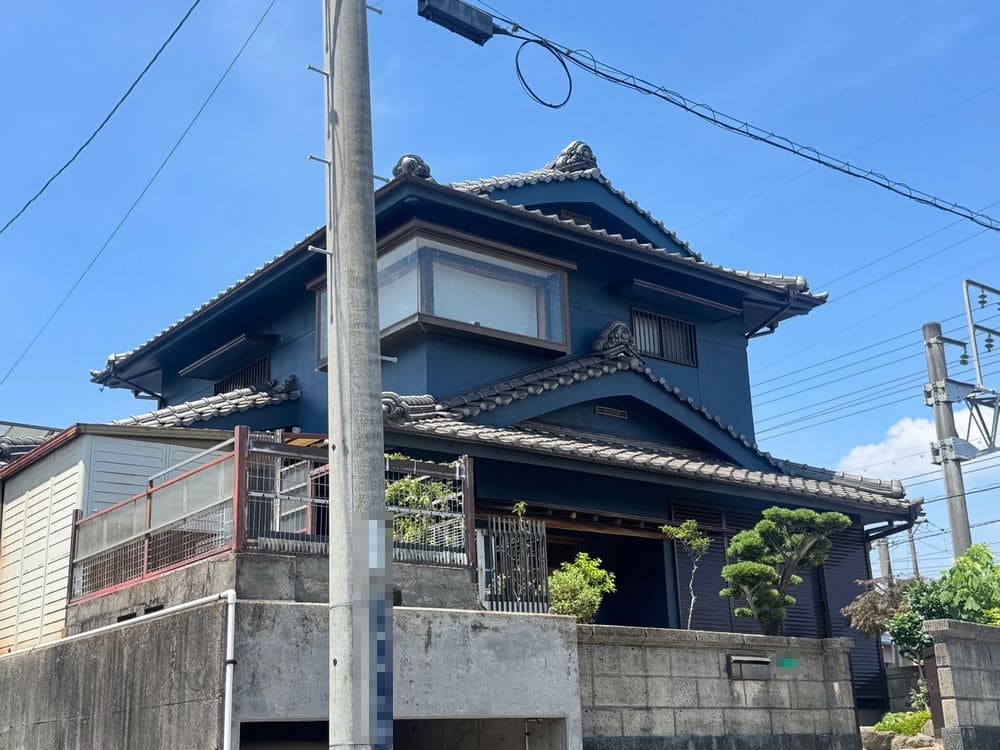 四日市市の外壁塗装をリペイント匠が施工した写真
