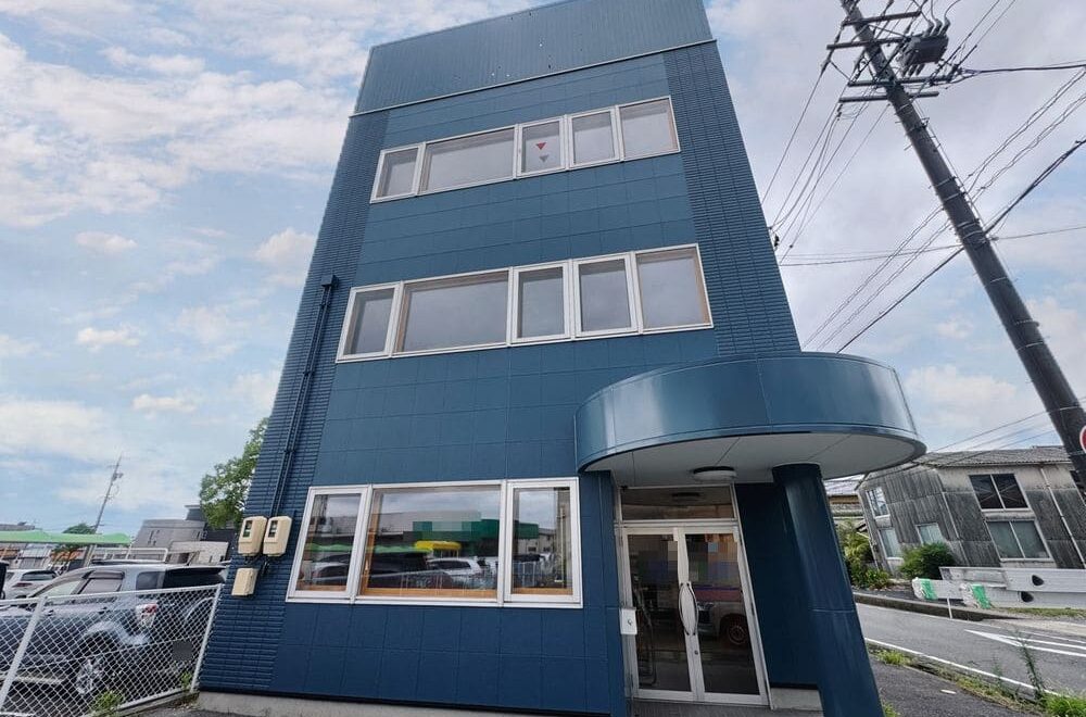 四日市市の外壁・屋根塗装をリペイント匠が施工した写真