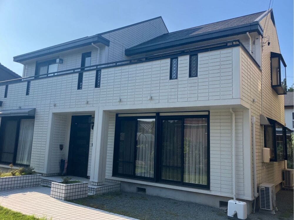 M様(津)外壁塗装-施工前_外壁全体 M様(津)外壁塗装-施工前_外壁全体