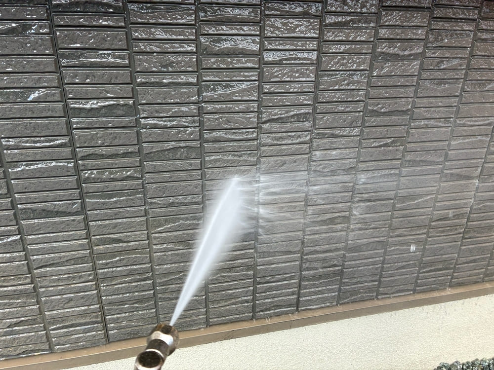 伊勢市の外壁塗装をリペイント匠が施工した写真