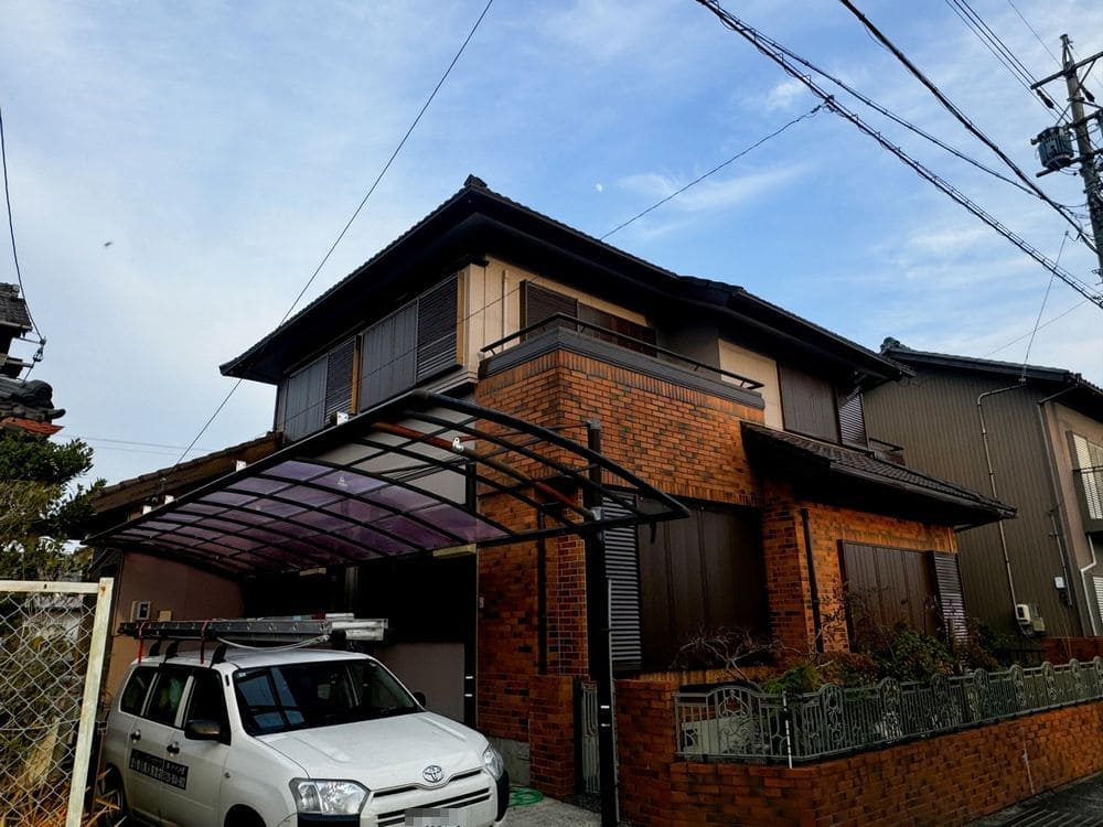 四日市市の外壁塗装をリペイント匠が施工した写真